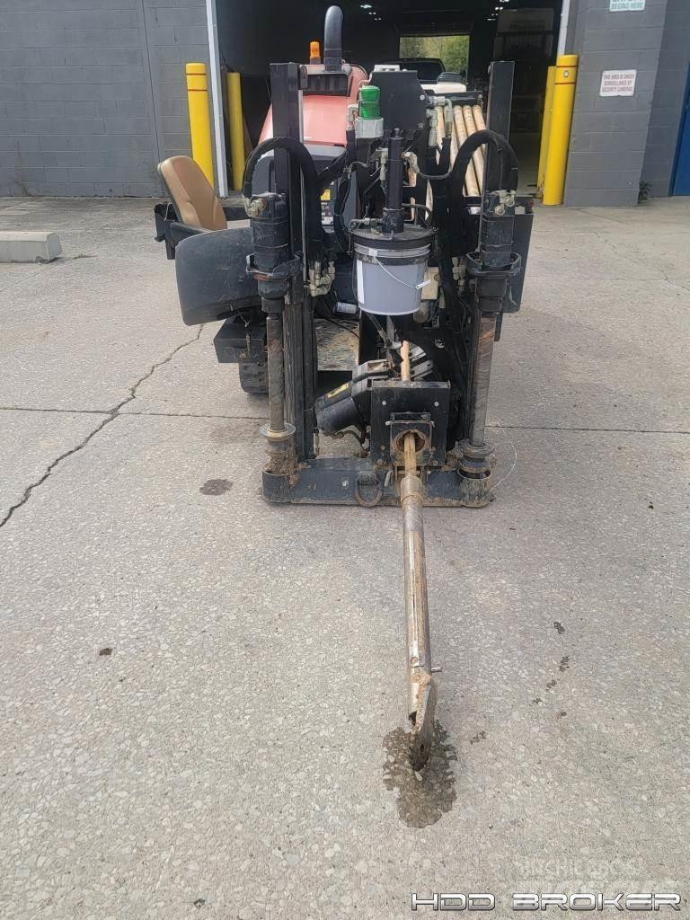 Ditch Witch JT9 수평 굴착 장치