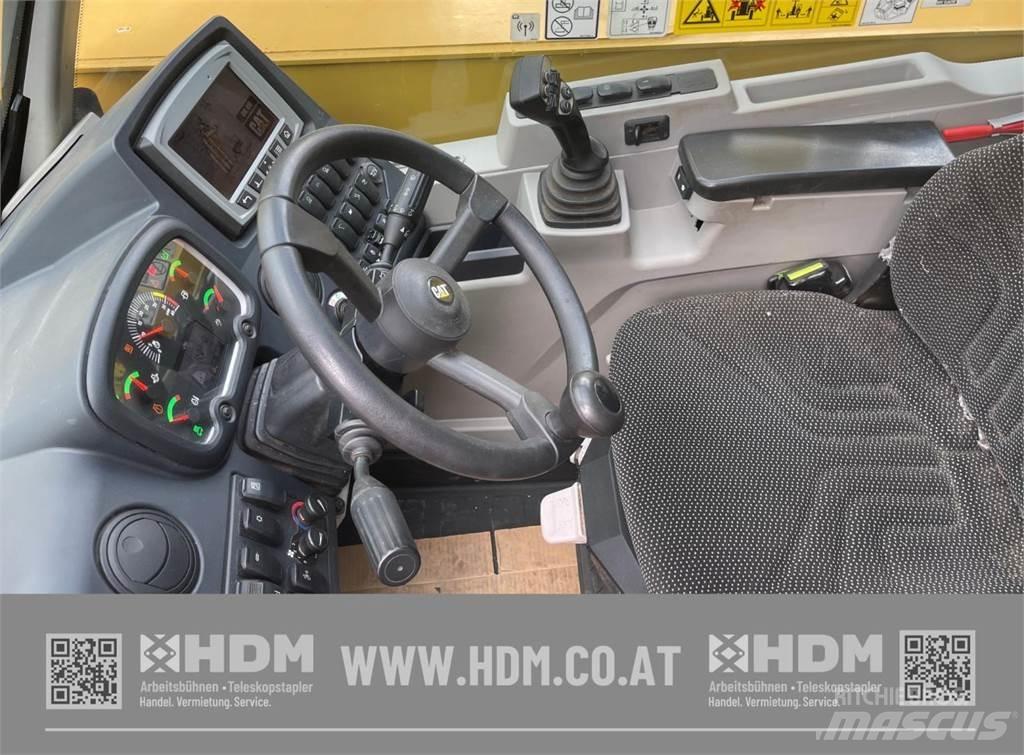 CAT TH408D 텔러 핸들러