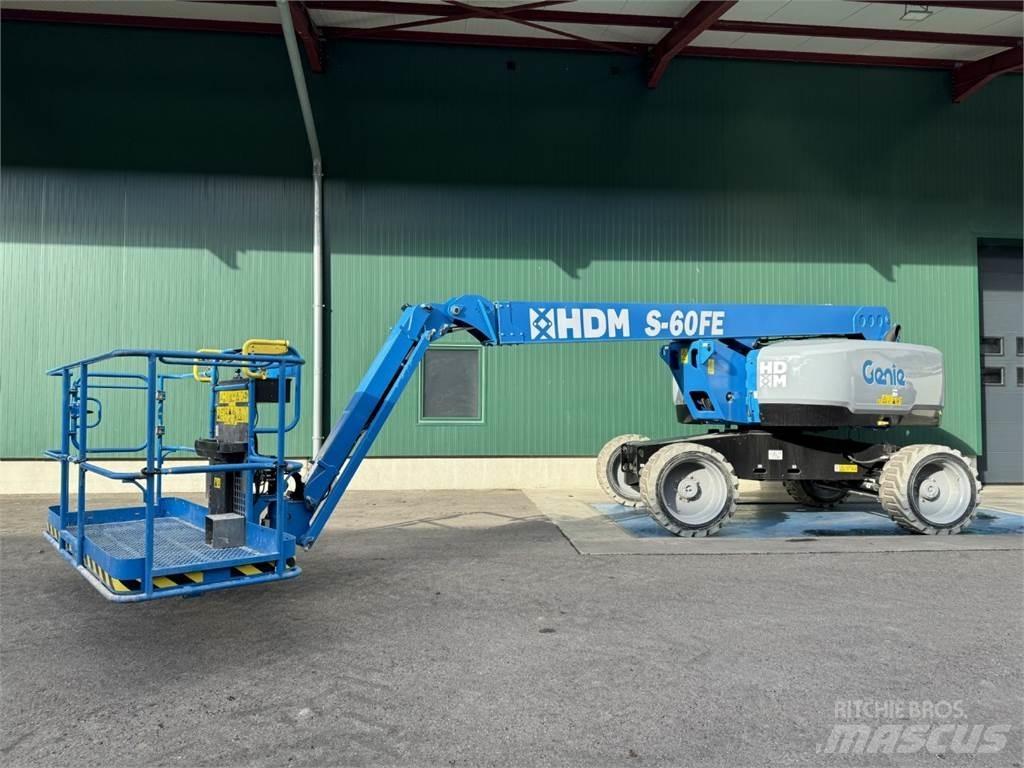 Genie S-60 FE 관절형 전동이동 리프트