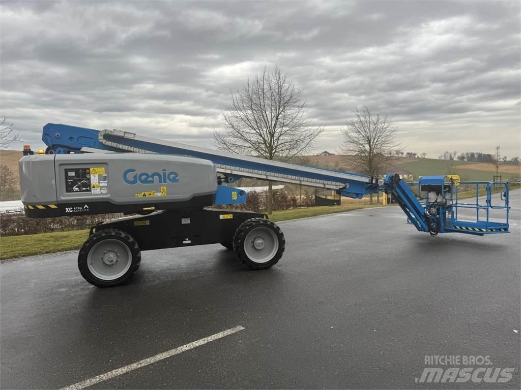 Genie S-65 XC 관절형 전동이동 리프트