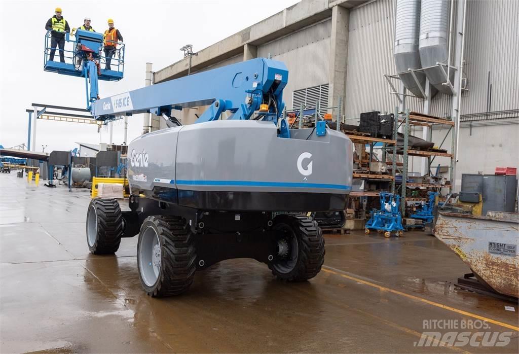 Genie S-85 XC E 관절형 전동이동 리프트