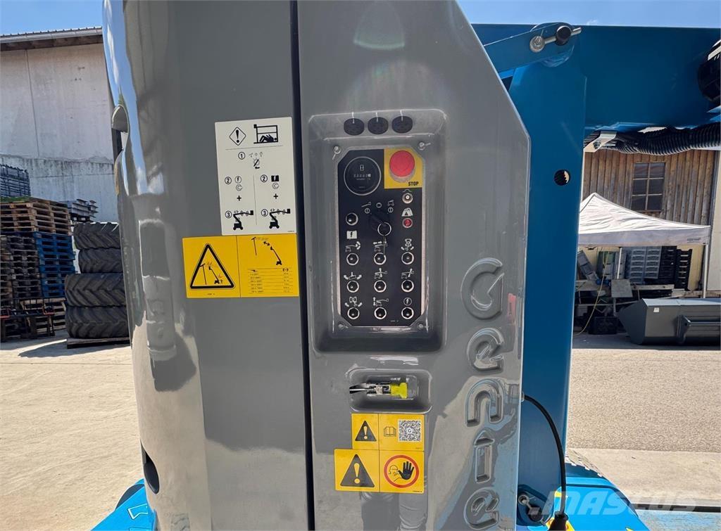 Genie Z-30/20N RJ 관절형 전동이동 리프트