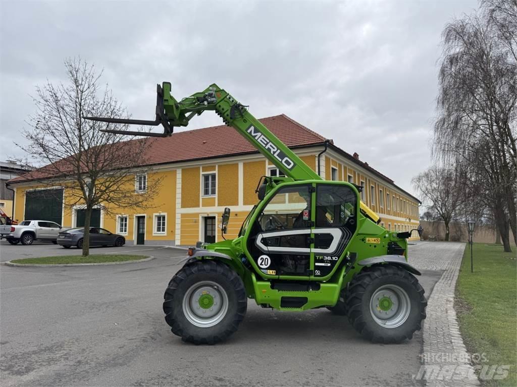 Merlo TF38.10 TT-136 텔러 핸들러
