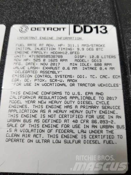 Detroit DD13 엔진
