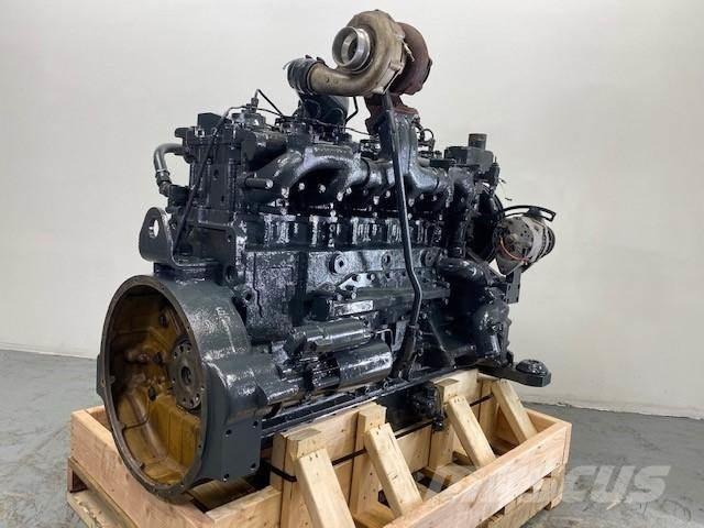 Komatsu S6D125-1 엔진