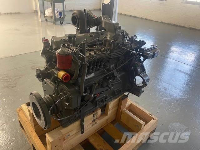 Komatsu S6D95 엔진