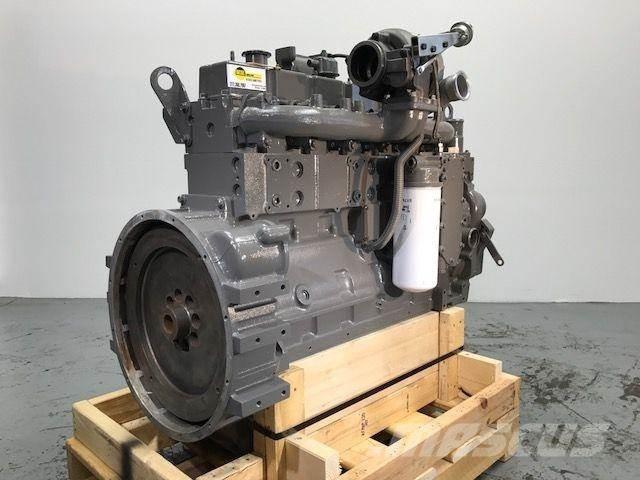 Komatsu SA6D114 엔진