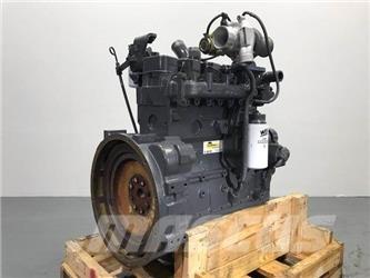 Komatsu SAA4D102E-2 엔진
