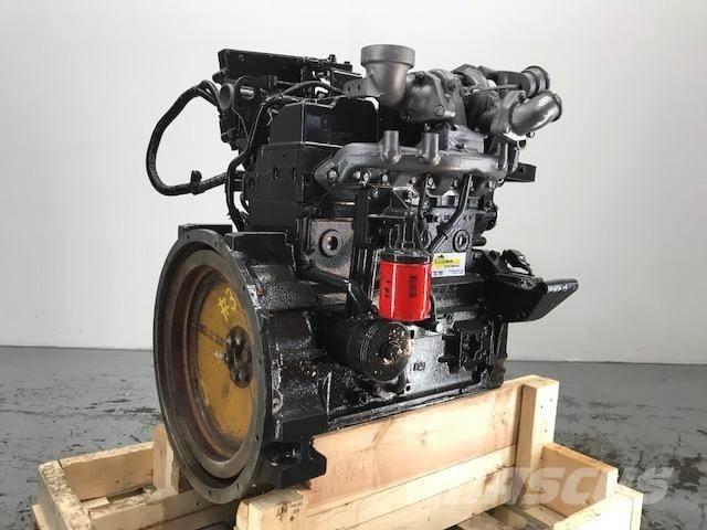 Komatsu SAA4D95-LE5 엔진