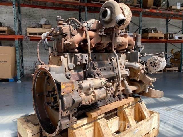 Komatsu SAA6D125E-2 엔진