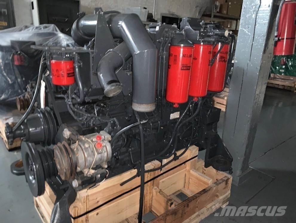Komatsu SAA6D125E-3 엔진