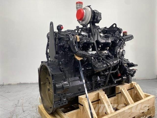 Komatsu SAA6D125E-5 엔진