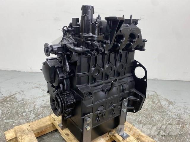 New Holland N844 엔진