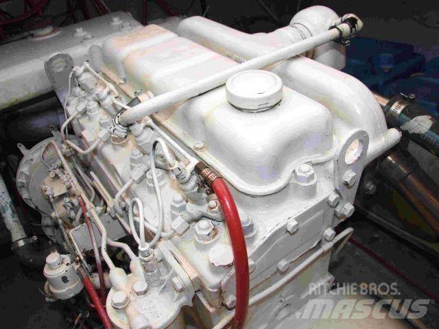 Perkins 4.236T 엔진
