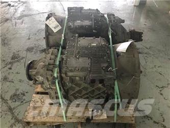 Volvo ATO2612D 트랜스미션