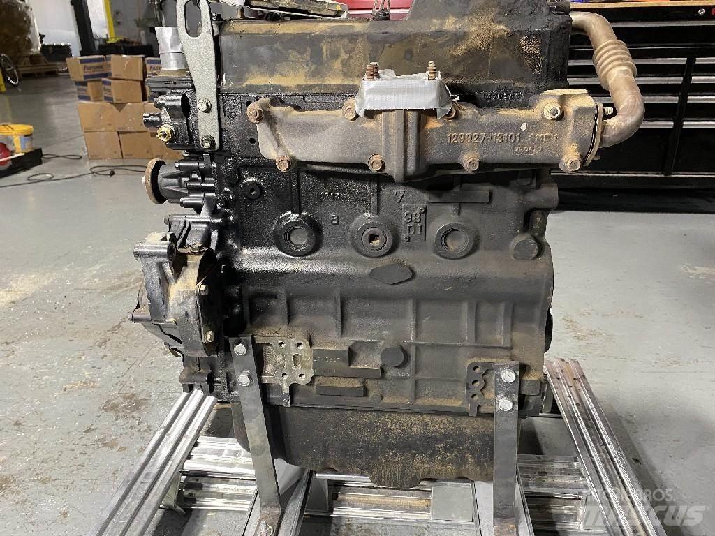 Yanmar 4TNV98T-ZXWTB 엔진