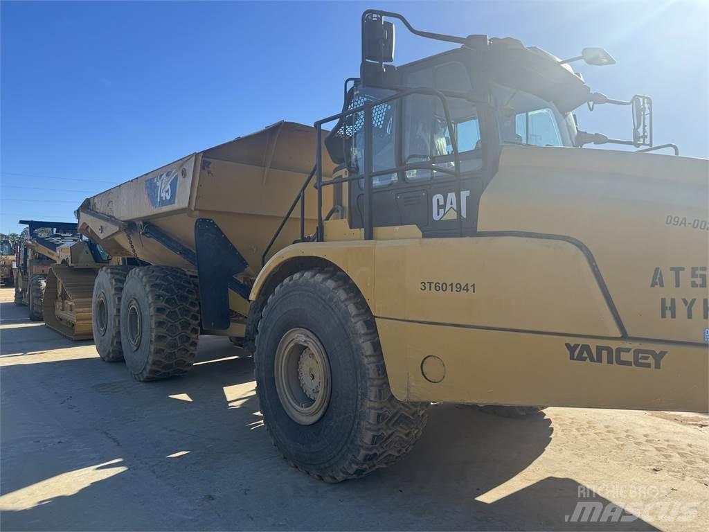 CAT 745 연결식 홀러