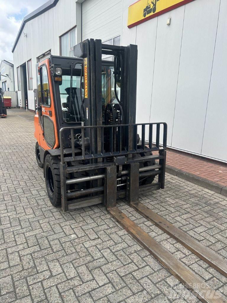Doosan D45SC-5 디젤 지게차