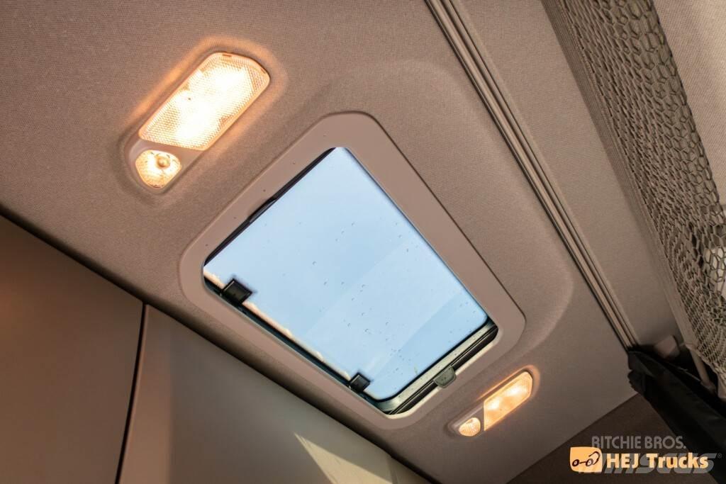 Scania R660 A6x2NB 트랙터 유닛