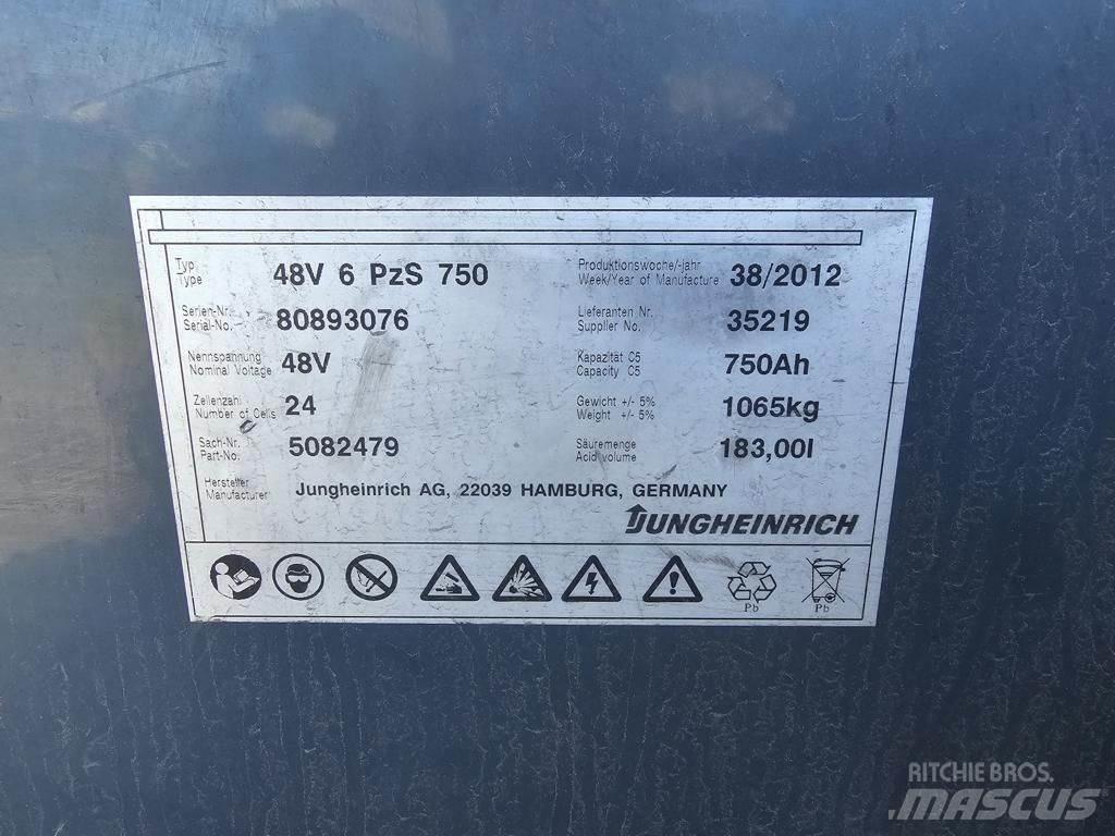 Jungheinrich EFG320 전동 지게차