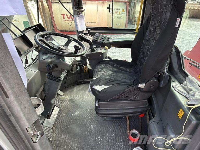 Kalmar DRF400-60C5 리치 스태커