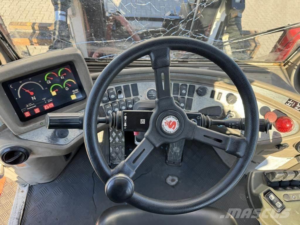 Svetruck 13.6-120-32 디젤 지게차