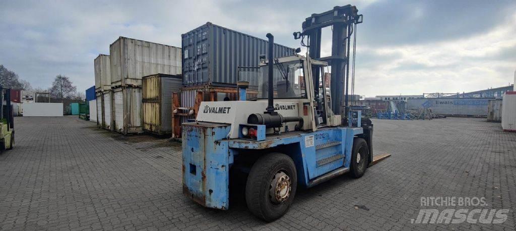 Valmet TD1212S 디젤 지게차