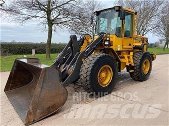 Volvo L70D  휠로우더
