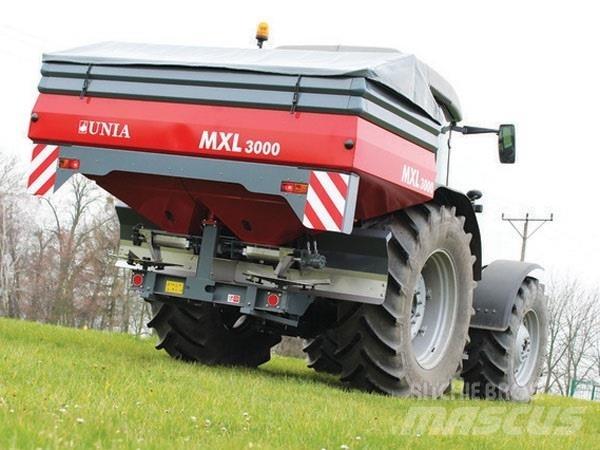 Unia MX 1600 퇴비살포기