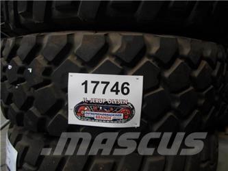  13.00R20 dæk - 1 stk. 타이어, 휠 및 림