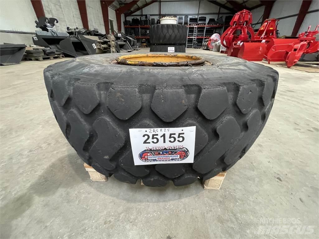  20.5xR25 Dæk på fælg 타이어, 휠 및 림