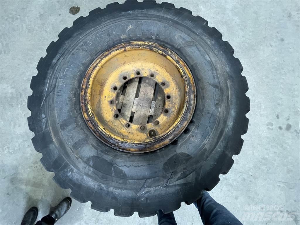  20.5xR25 Dæk på fælg 타이어, 휠 및 림