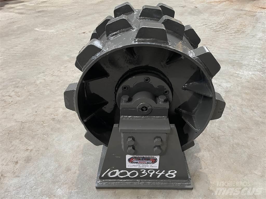  450 mm kompaktorhjul 공기 타이어 롤러