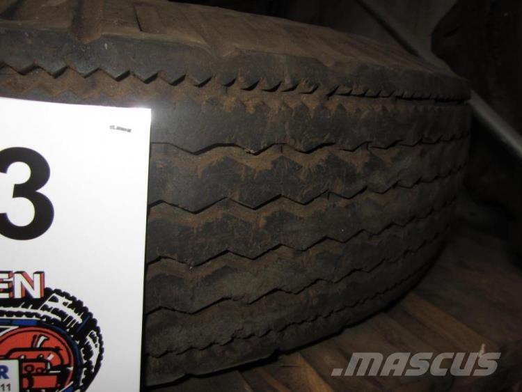  9.00-16 Goodyear dæk - 1 stk. 타이어, 휠 및 림