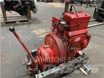  Buhk Type 302 marine motor 엔진