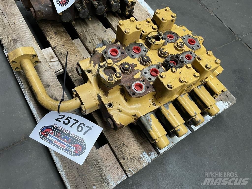 CAT 215LC hovedventilblok 유압식 기계