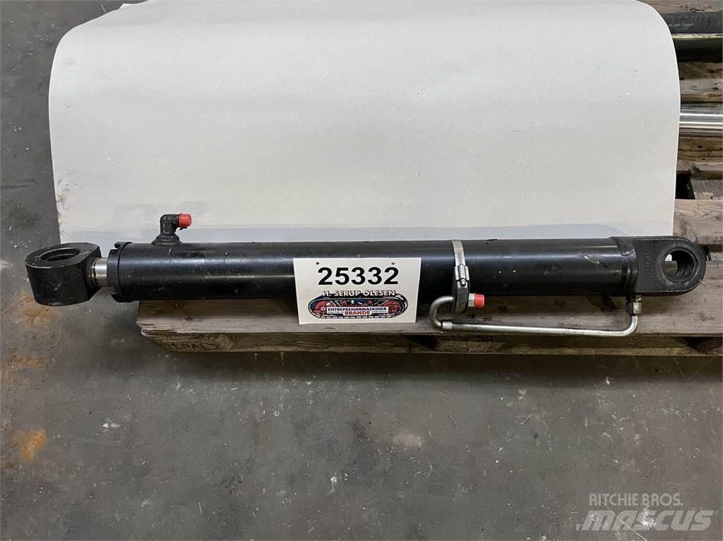 CAT 908M, Løftecylinder 유압식 기계