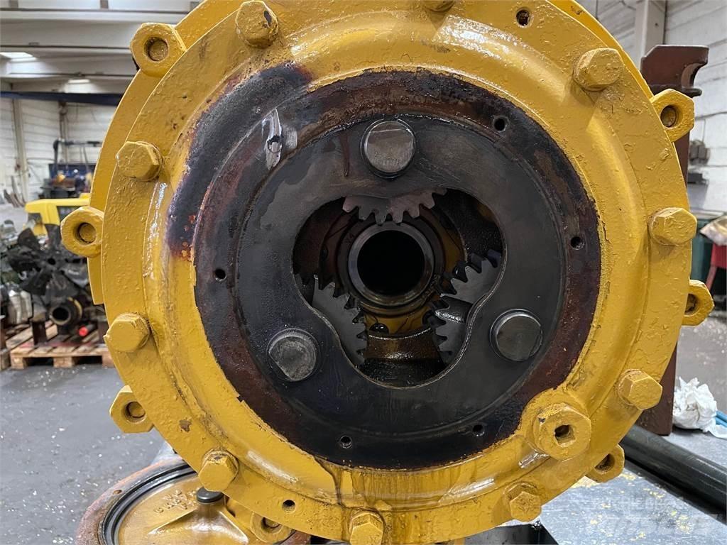 CAT 930 Front aksel 차축