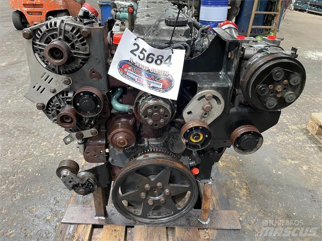 Cummins 6,7 motor 엔진