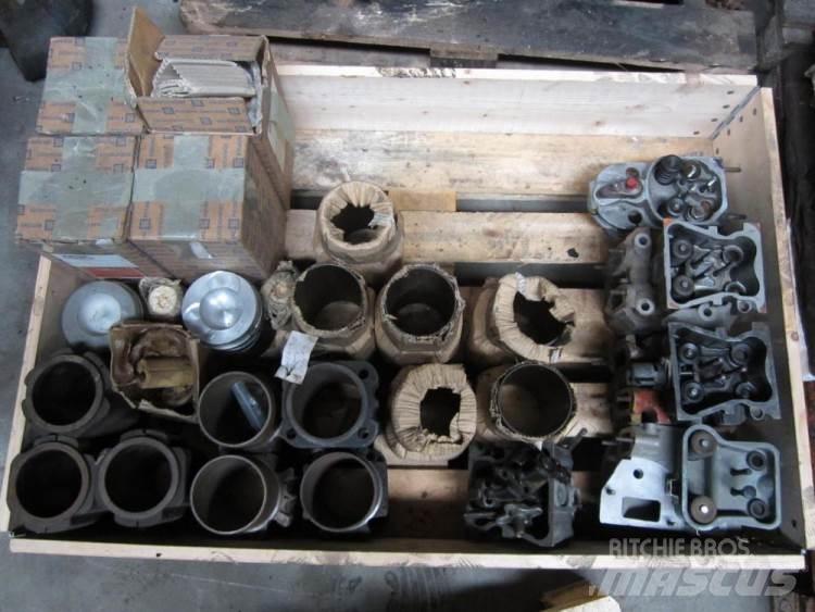 Deutz 912 cylinder 엔진
