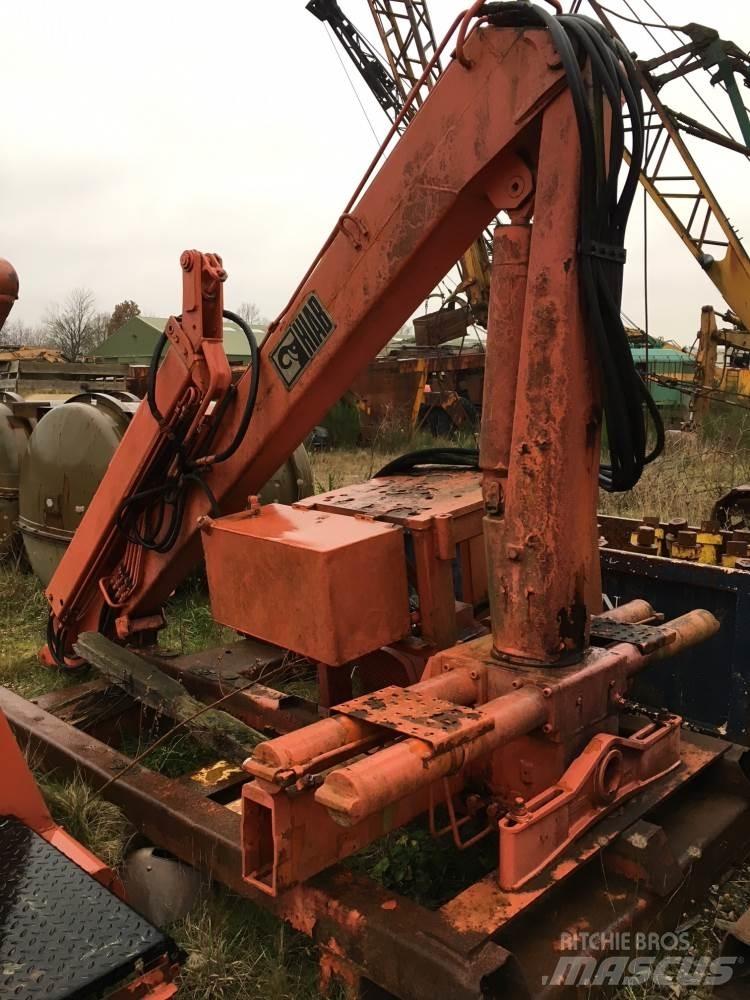 Hiab 670 A/T 크레인