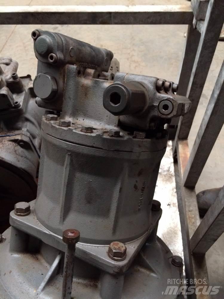Hitachi UH083-8LC Krøjegear 건설 장비 - 기타