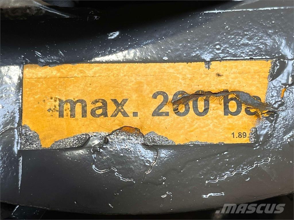 Kinshofer KM653-5 polygrab 원목집게