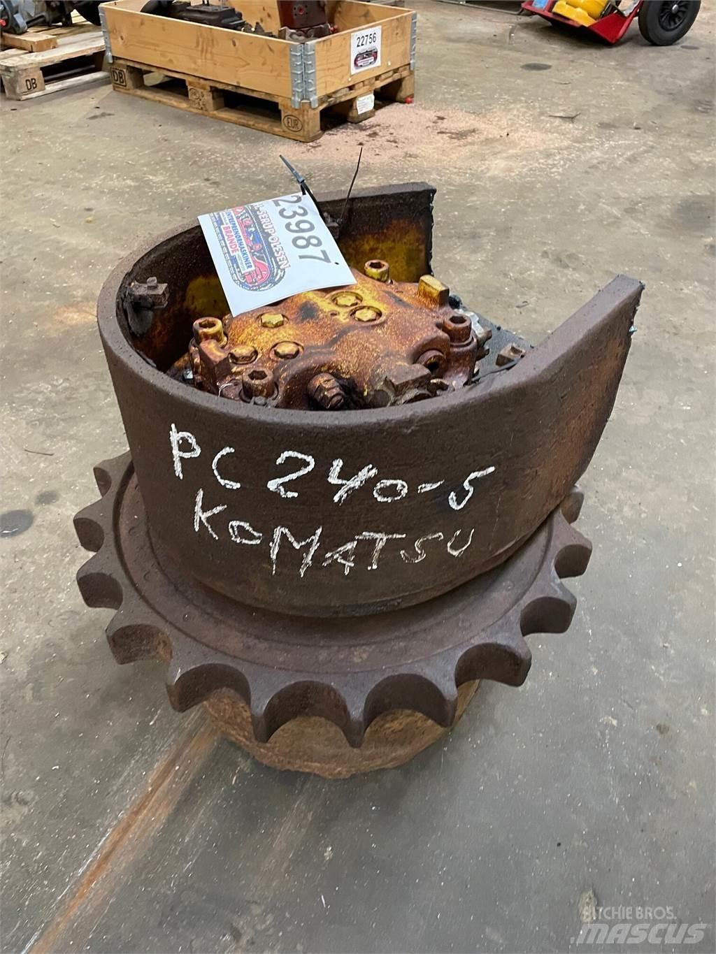 Komatsu PC240-5 Køregear 트랜스미션