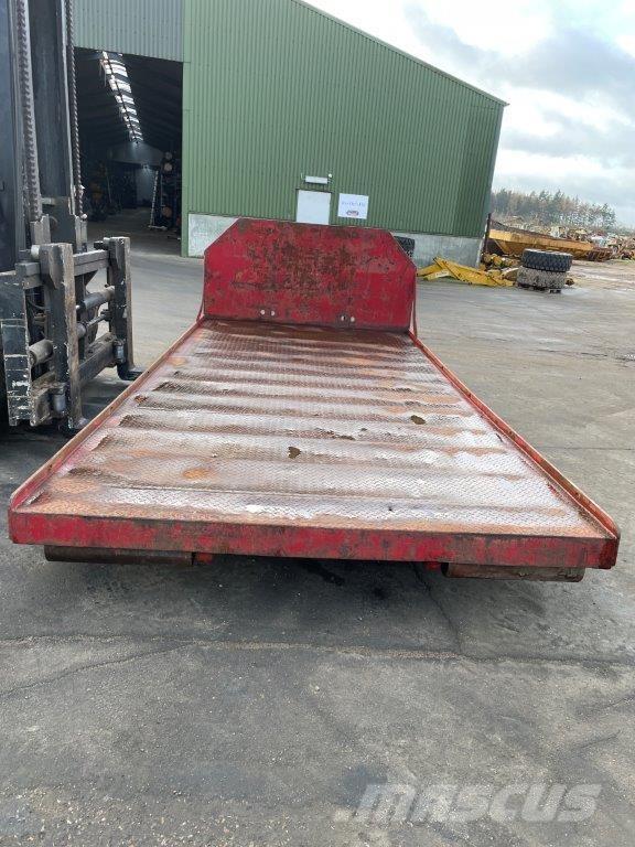  Maskintrailer med wirehejs 로우 로더-세미 트레일러