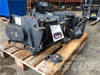 VEB spil - 2,5 T - 2 stk. 자재 기중기 및 권양기