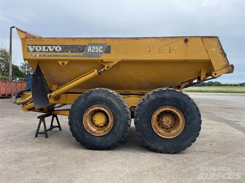 Volvo A25C dumpervogn 6x6 건설현장 덤프트럭