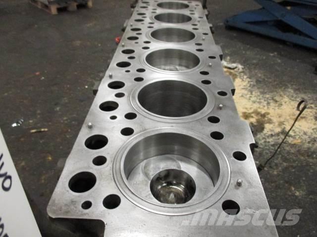 Volvo D100 short blok 엔진