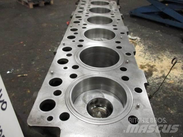 Volvo D100 short blok 엔진