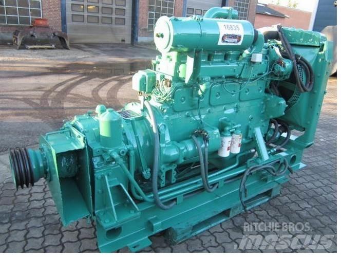 Volvo D100A med PTO 엔진
